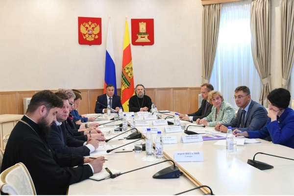 В Твери прошло совещание о подготовке к проведению XX юбилейных Образовательных чтений Центрального федерального округа В Твери прошло совещание о подготовке к проведению XX юбилейных Образовательных чтений Центрального федерального округа