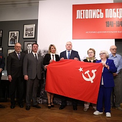 Иеромонах Трифон (Умалатов) принял участие в открытии выставки «Летопись Победы»