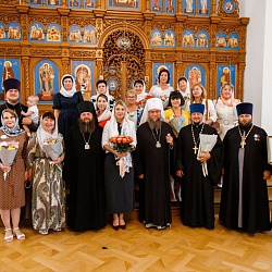 В Астраханской митрополии наградили победителей и участников регионального этапа конкурса «За нравственный подвиг учителя»