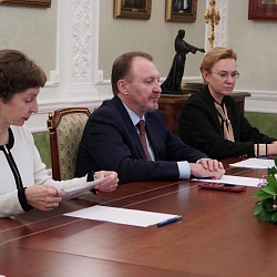 В Екатеринбурге подвели итоги II межрегионального этапа XXI ежегодного Всероссийского конкурса «За нравственный подвиг учителя» по Уральскому федеральному округу
