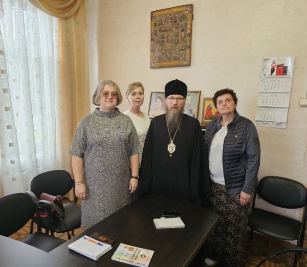 В Череповце состоялось обсуждение участия педагогов в конкурсе «За нравственный подвиг учителя»
