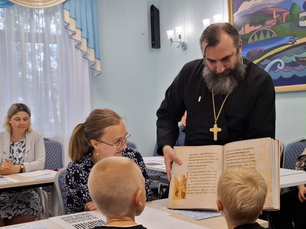 Иеромонах Трифон (Умалатов) принял участие в реализации проекта «Раскрою я Псалтирь святую…» Иеромонах Трифон (Умалатов) принял участие в реализации проекта «Раскрою я Псалтирь святую…»