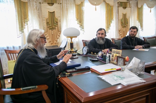 Иеромонах Трифон (Умалатов) принял участие в заседание рабочей группы межрегионального этапа конкурса «За нравственный подвиг учителя» по Приволжскому федеральному округу