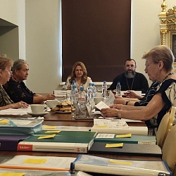 В Синодальном отделе состоялось заседание Экспертной комиссии конкурса «За нравственный подвиг учителя» по Центральному федеральному округу