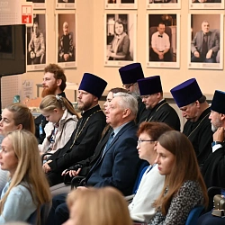В Смоленской области подвели итоги XXI Образовательных чтений и наградили лучших педагогов